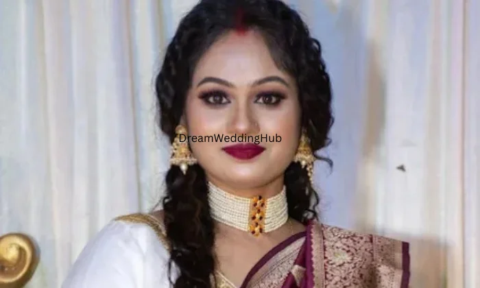 Diyas Makeup and Nail Academy